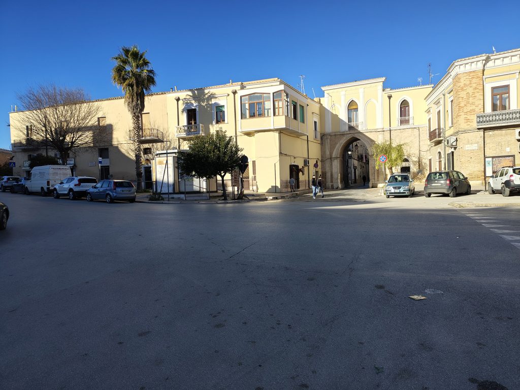 Studio in affitto a Porta Foggia con vista sull’Arco – Lucera